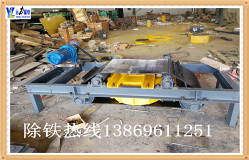 電磁除鐵器自卸式，陜西電磁除鐵器自卸式_陜西電磁除鐵器自卸式廠家配件_型號(hào)及工作視頻 