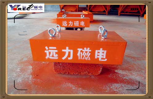 懸掛式永磁除鐵器，天津懸掛式永磁除鐵器 _內(nèi)部磁塊安裝方法_天津懸掛式永磁除鐵器定制供應(yīng)型號價格