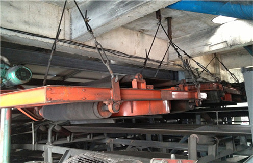 自冷帶式電磁除鐵器,吉林自冷帶式電磁除鐵器_規格型號_吉林自冷帶式電磁除鐵器安裝效果適用范圍的工作原理 自冷帶式電磁除鐵器,吉林自冷帶式電磁除鐵器_規格型號_吉林自冷帶式電磁除鐵器安裝效果適用范圍的工作原理