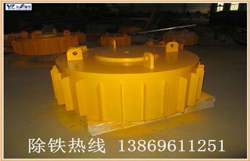 干式自卸式電磁除鐵器高效節(jié)能發(fā)展逐漸占據(jù)主流,隨著科學技術的進步,“高效智能”漸漸成為設備更新?lián)Q代的主流方向,超強永磁除鐵器智能發(fā)展在各大行業(yè)中大顯神通.如今除鐵器設備行業(yè)競爭日益激烈,遠力磁電人為謀求長遠發(fā)展,研發(fā)高端產(chǎn)品,占領市場先機,提升市場占比,超強永磁除鐵器的高效智能化發(fā)展道路已成必然.